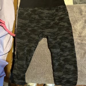 girls camo joggers